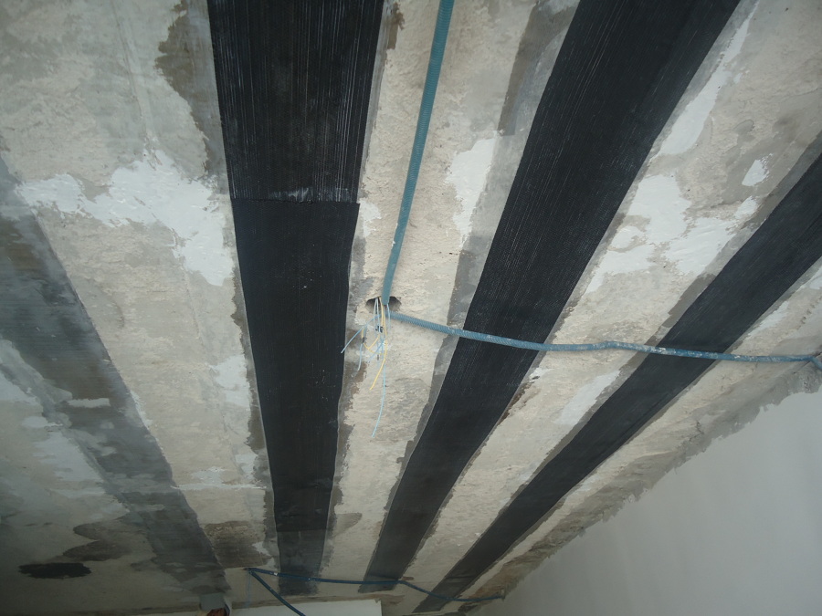 Reforço estrutural em fibra de carbono